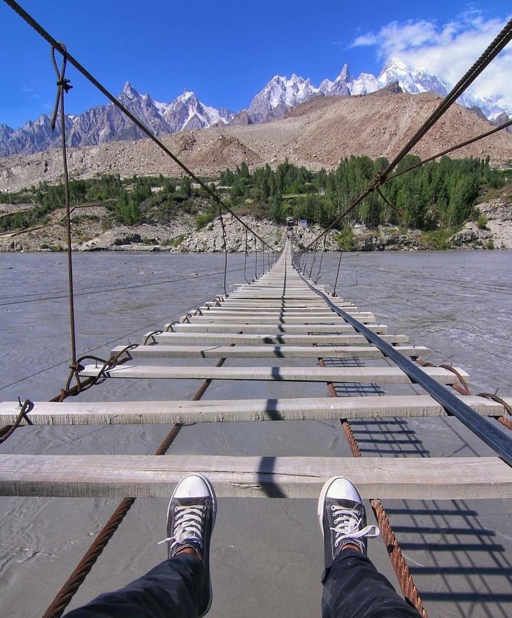 PAKISTAN'S BEAUTY