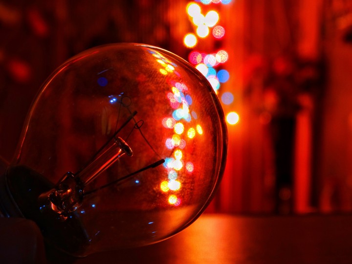 Light bulb