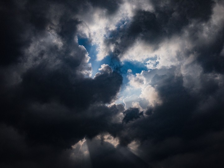 CLOUDS☁️Rays of Hope⛅️