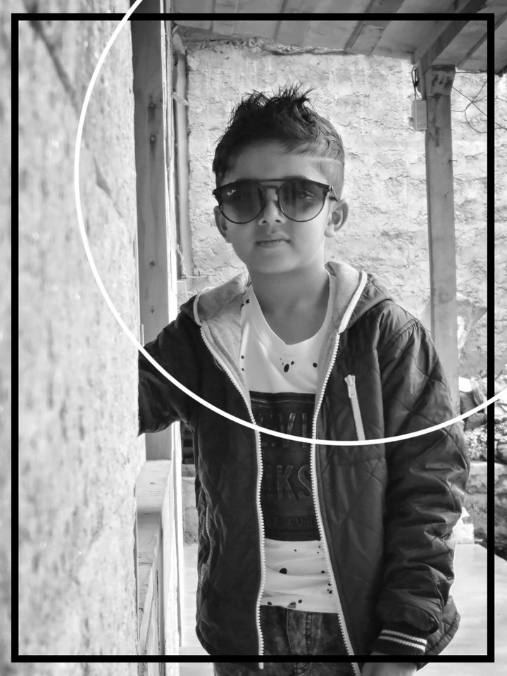 black and white click