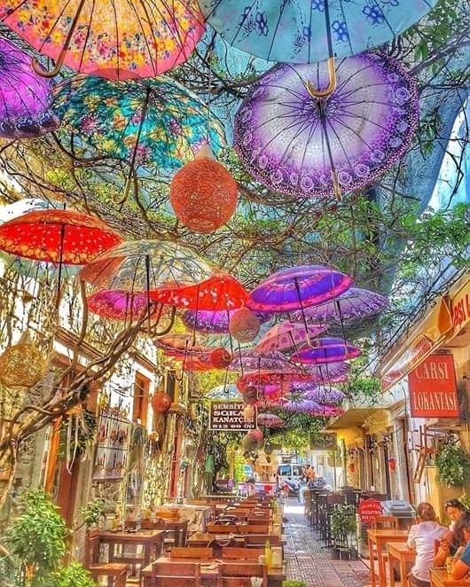 colourful umbrellas ??❤????
