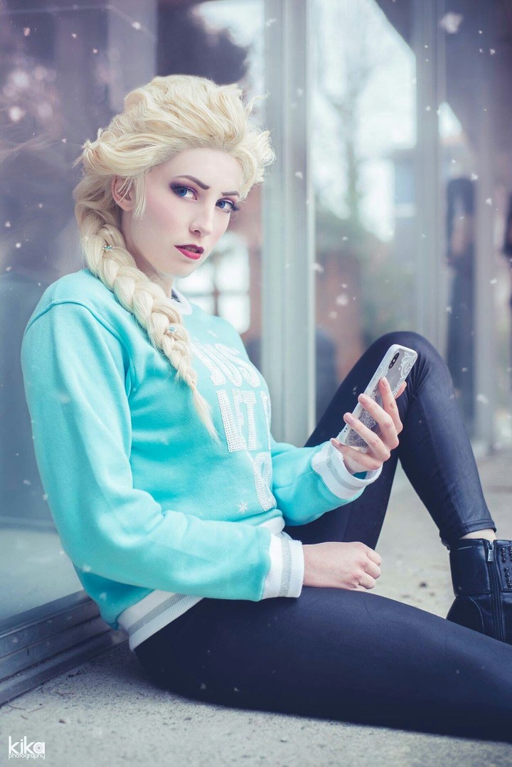 Elsa casual look