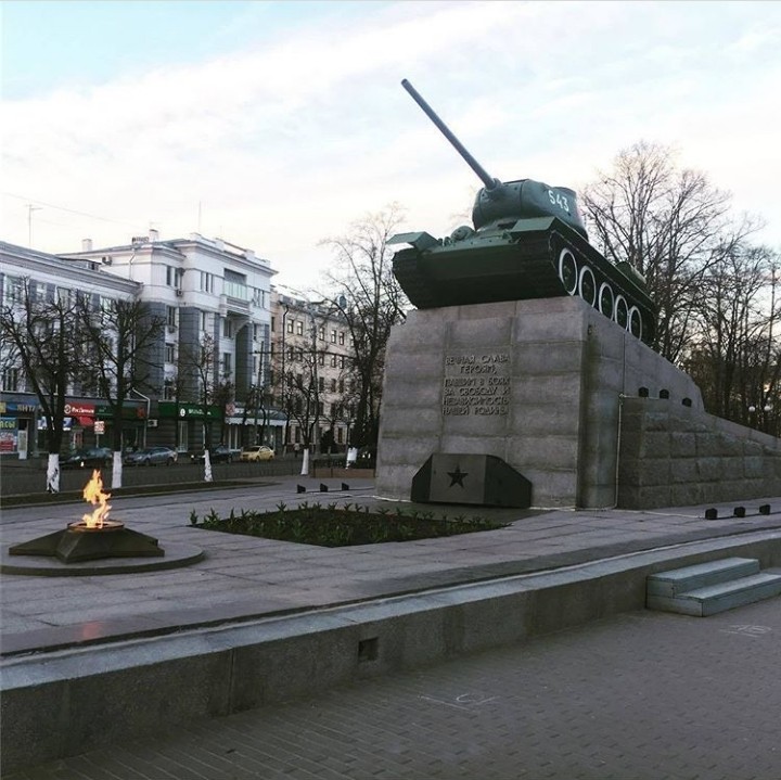 Парк,"" Танкистов""