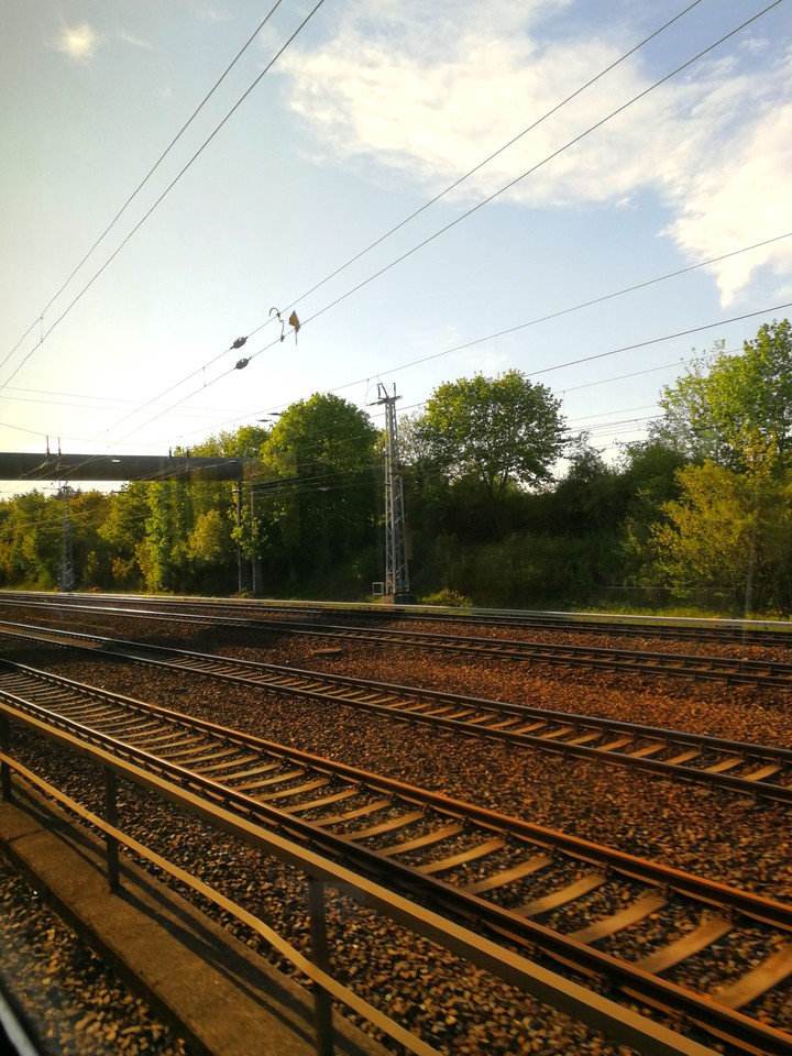 trainstation ×××