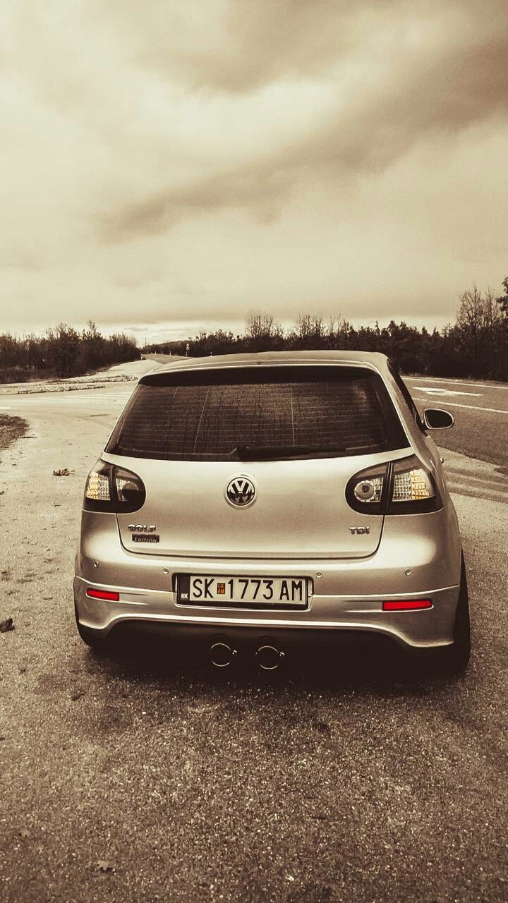 Volkswagen car (Golf)