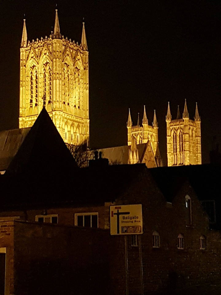 Lincoln cathedral at night