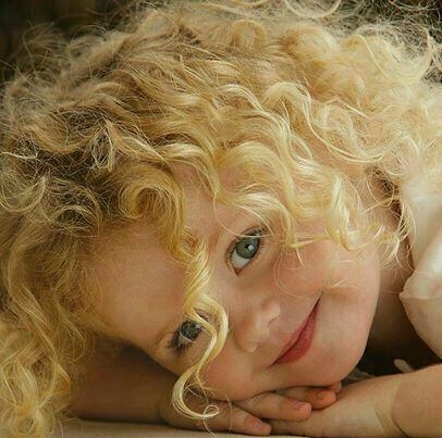 زندگی مثل آینه است به آن لبخند بزن