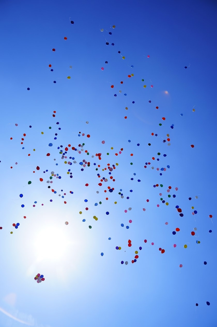 Baloons in the blue sky