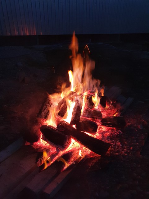 ash, campfire wallpapers