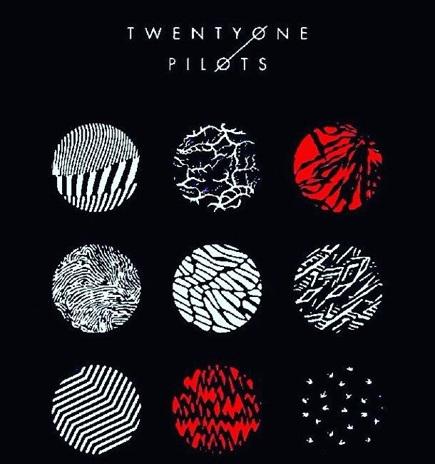 TWENTY ONE PILOTS