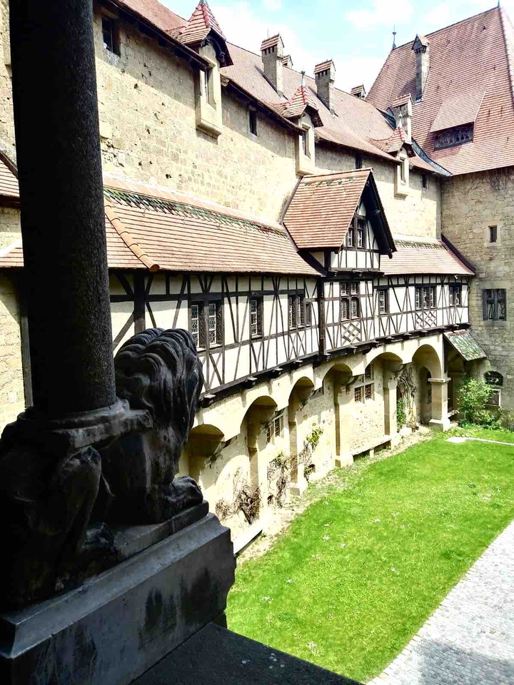 Burg Kreuzenstein