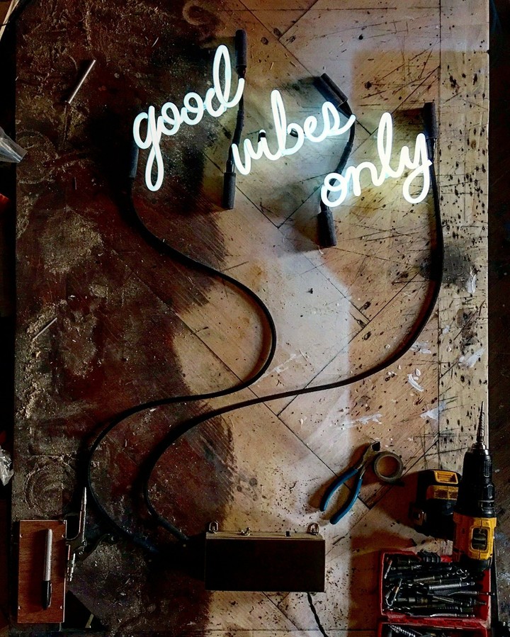 Good Vibes Only