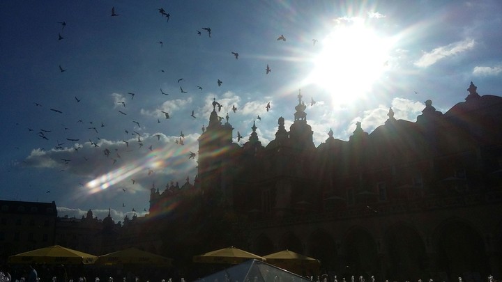 Love this pic of Cracow ♡