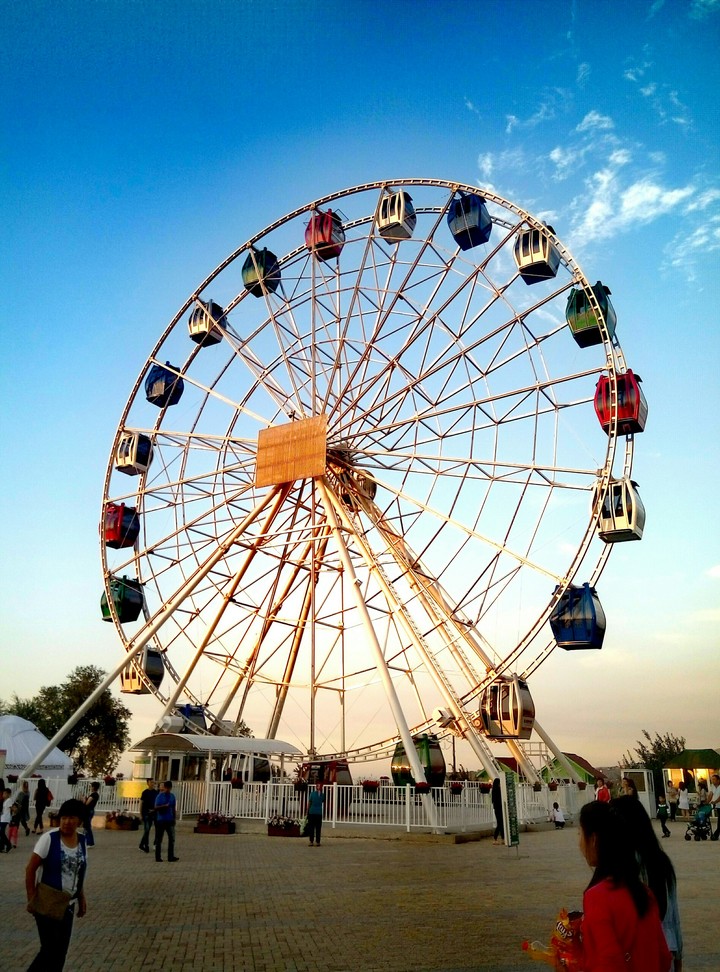 Ferris wheel