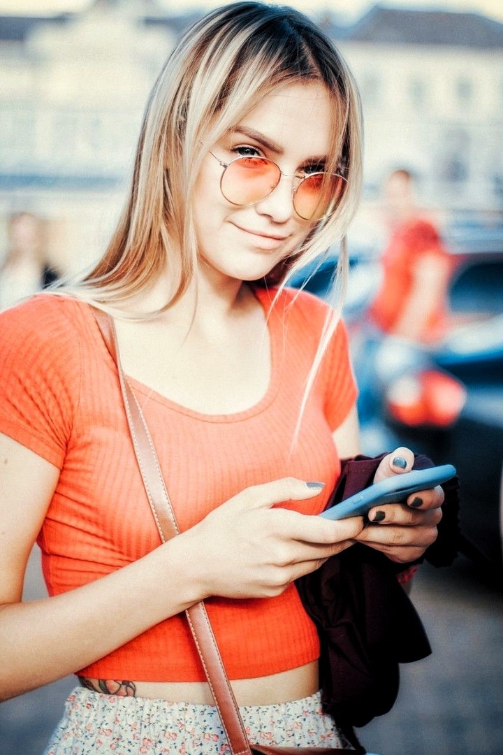 Girl red Beaty preaty