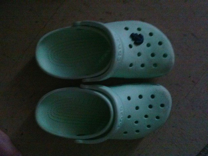 CROCS
