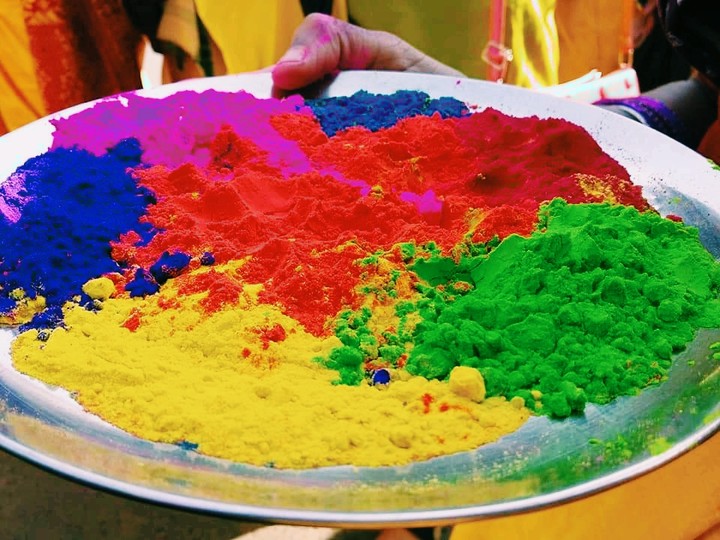 holi colour