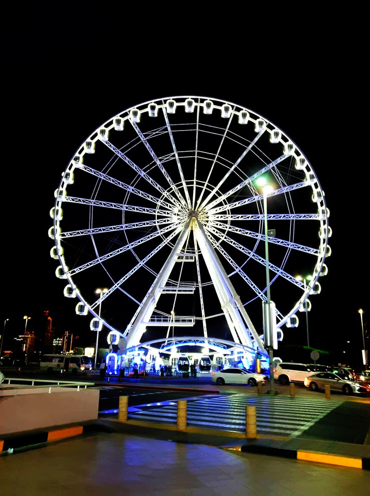 Ferris Wheel ,Marina Mall , Abu dhabi