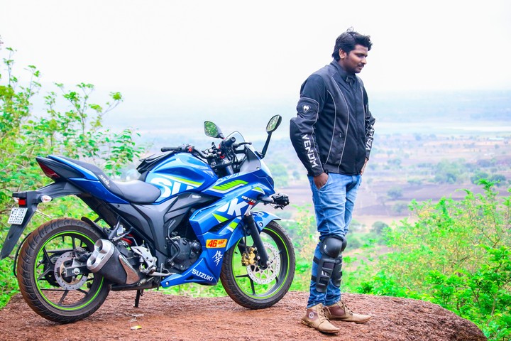 suzuki gixxer sf