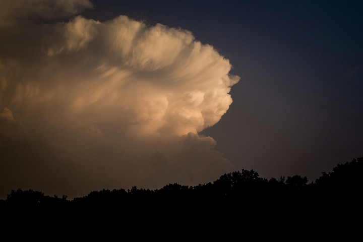 Nuclear cloud, atmosphere