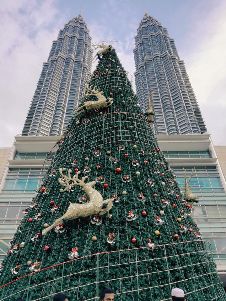 MERRY CHRISTMAS
