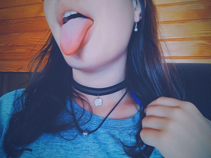 <3