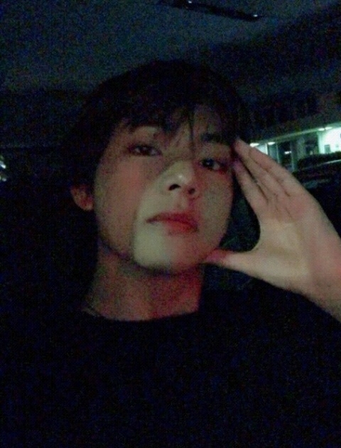 V