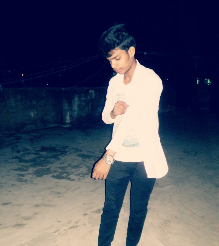look of shahnawaz akram