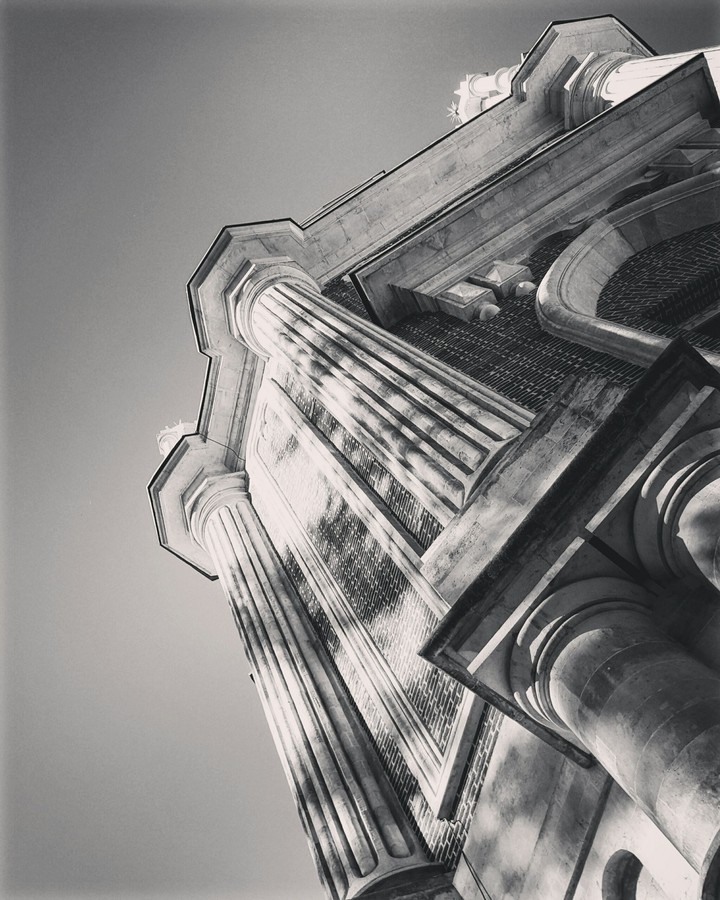 frightening beauty of the building