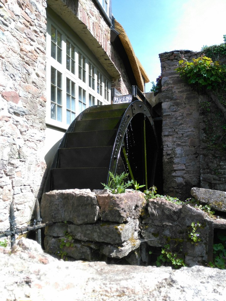 Working water-wheel at Cockington village.