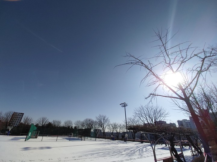 snow