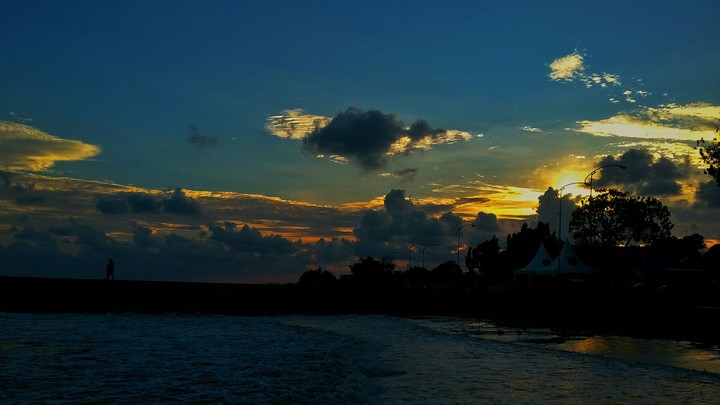 "GOODBYE" SUN