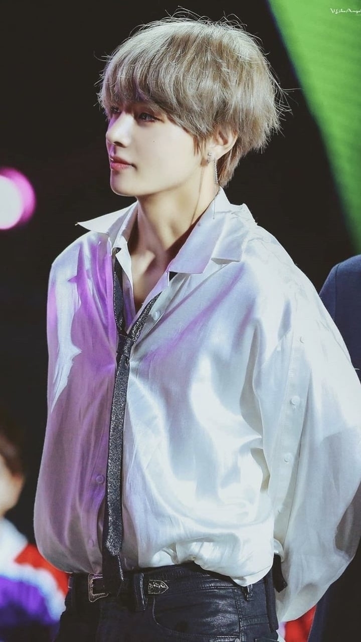 most handsome kim Taehyung