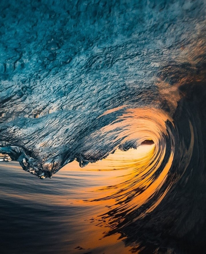 Perfect Wave