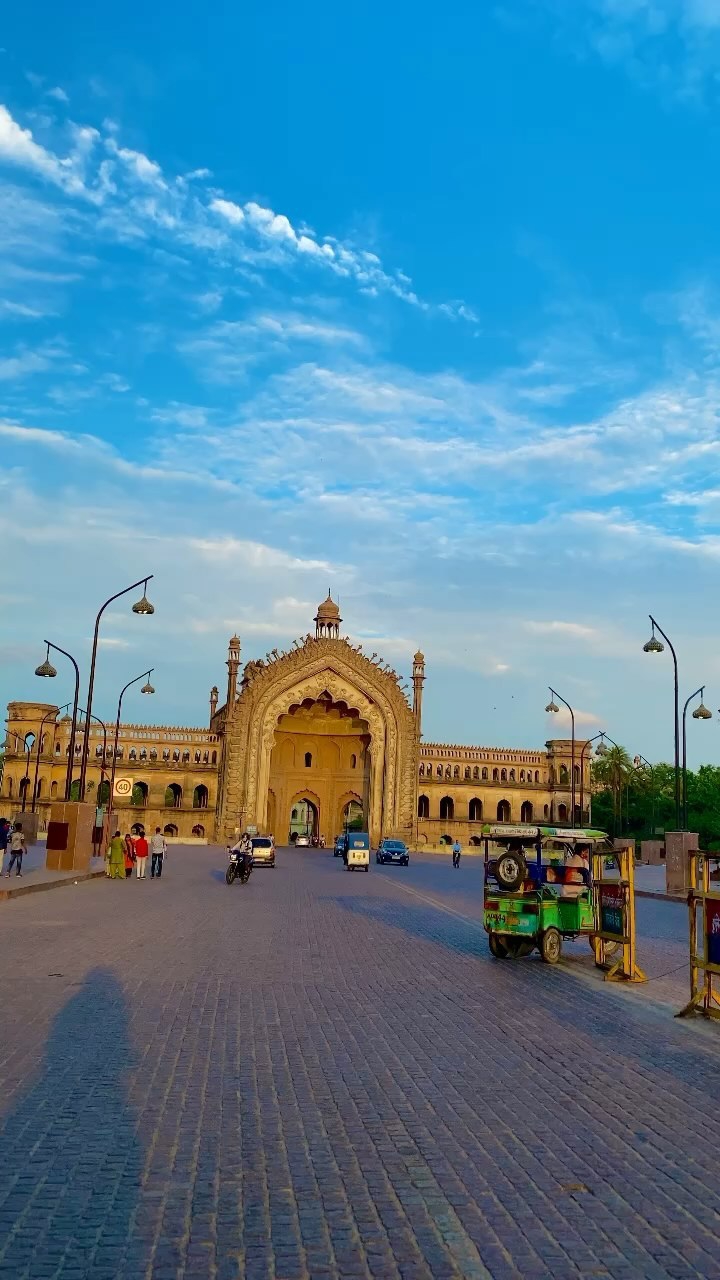 Rumi Darwaza