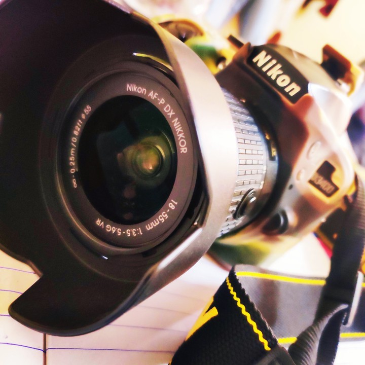 DSLR..