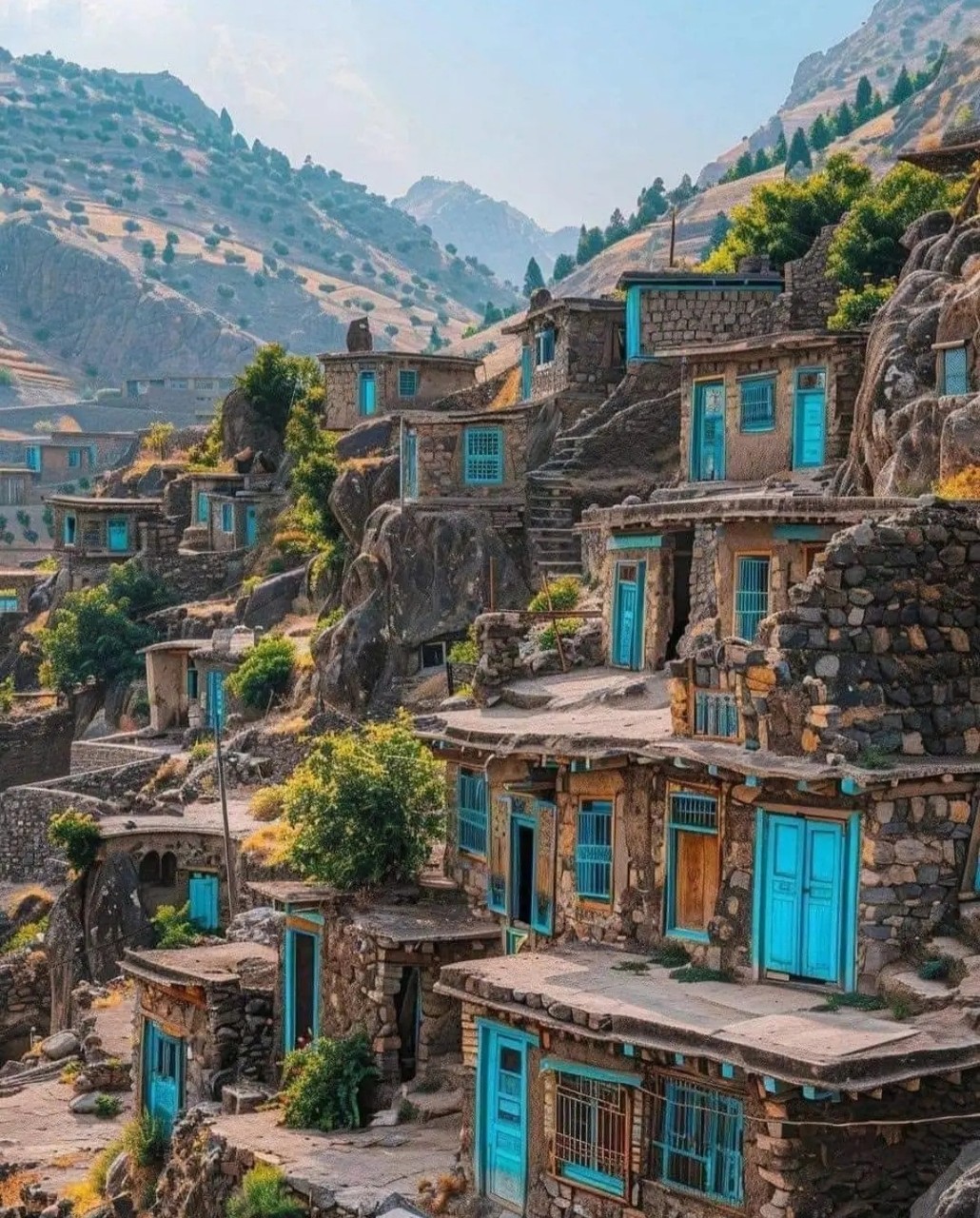 tapety Village, valley