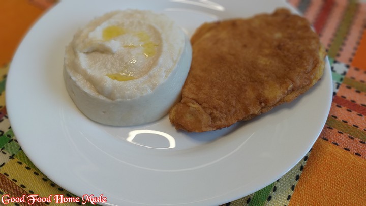 Fluffy schnitzel with cauliflower puree