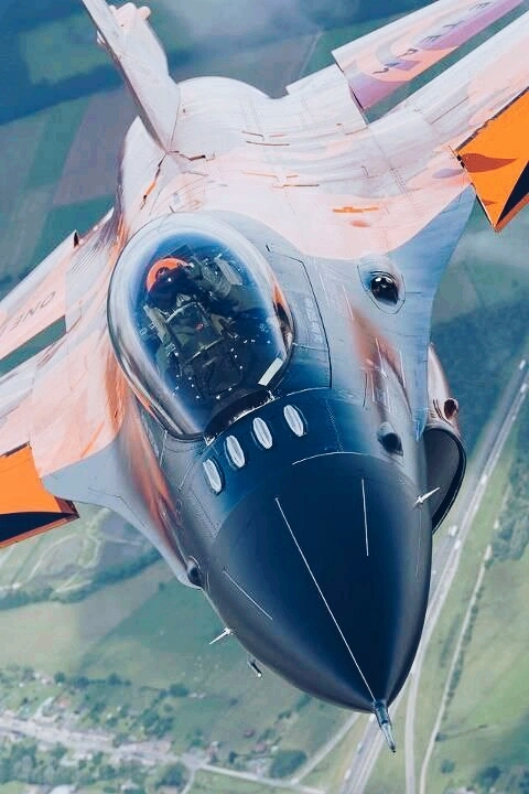 F-16