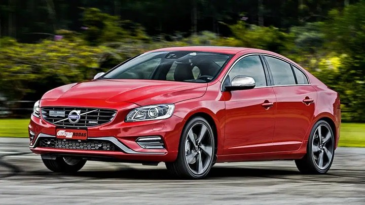 VOLVO S60