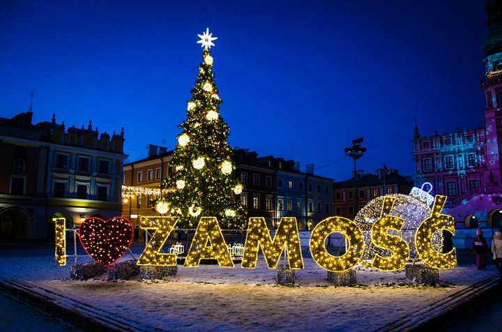 Zamość in night