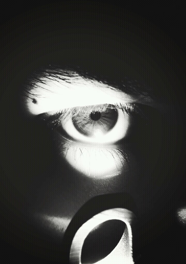 behind the eyes, My eyes