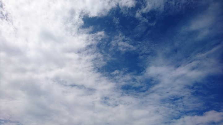青い空
