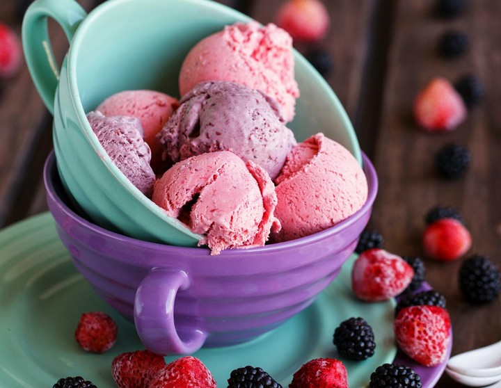 Ice cream with rassbery