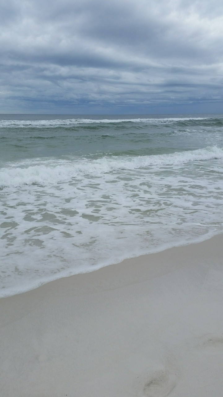 Beach waves