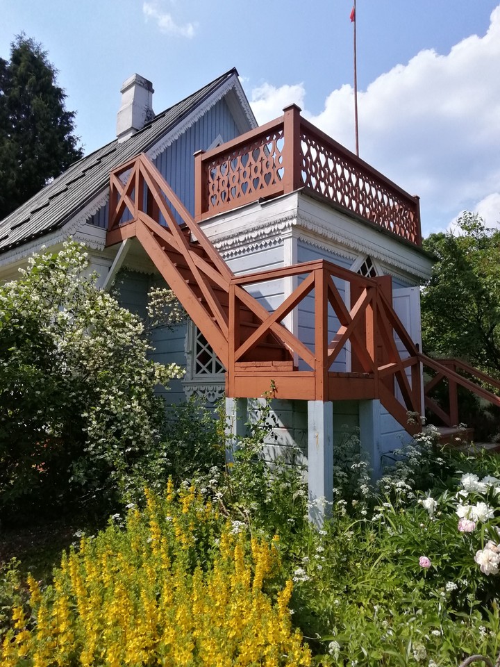chaika house