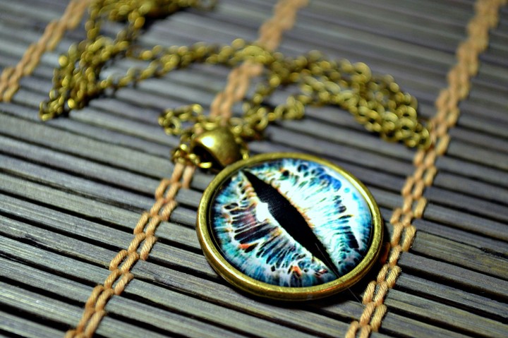 Eye of dragon
