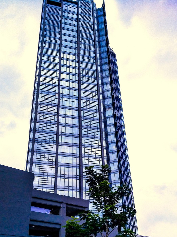 gedung tinggi