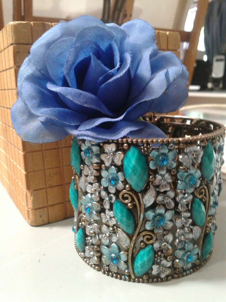 blue items