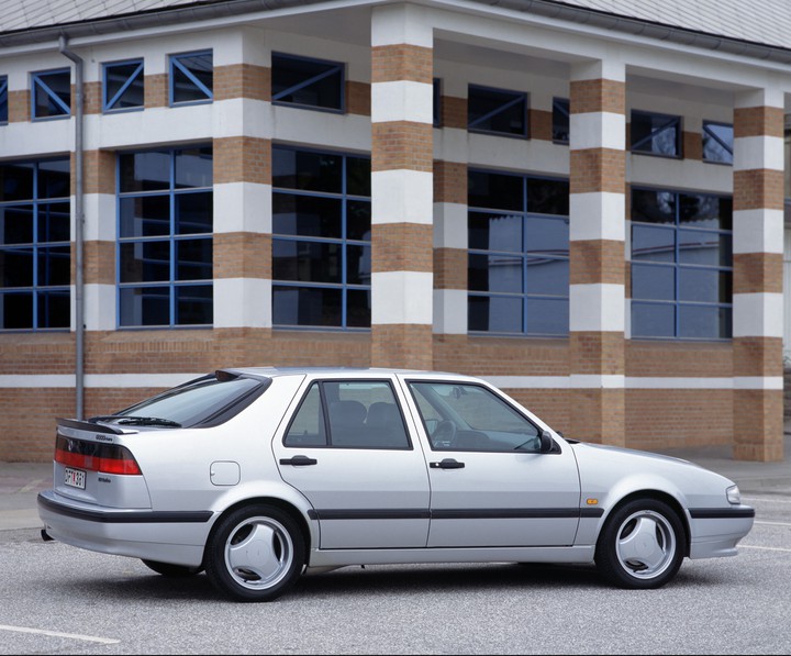 saab